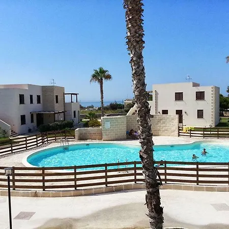 Lido Burrone Favignana